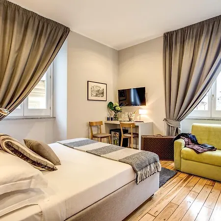 The Club Navona 4*