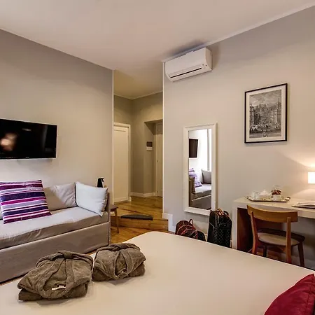 Gasthuis The Club Navona 4*