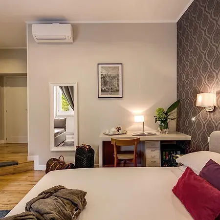 The Club Navona 4*
